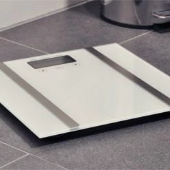 HI Lichaamsanalyseweegschaal Zilverkleurig -Silvergear Shop 550x323