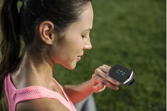 Yonrow Saturatiemeter Oplaadbaar- Zuurstofmeter Vinger - Oximeter Met Spo2 - Pulse Oximeter - Oplaadbare Digitale Vingertop Pulsoxymeter - Bloedzuurstofmeter Vinger - Zuurstofmeter 6 Yonrow Saturatiemeter Oplaadbaar- Zuurstofmeter Vinger - Oximeter Met Spo2 - Pulse Oximeter - Oplaadbare Digitale Vingertop Pulsoxymeter - Bloedzuurstofmeter Vinger - Zuurstofmeter - Afbeelding 4