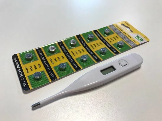 Digitale Thermometer - met 1 GRATIS Extra Batterij AvalasiA Digitale Thermometer - Met 1 GRATIS Extra Batterij -Silvergear Shop 550x412 3