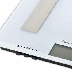 Elta Digitale Body - Fit Weegschaal - Personenweegschaal - Analyseweegschaal - Wit - Grijs - Afmetingen 28 X 28 X 2.5 Cm - Maximaal 180 KG 6 Elta Digitale Body - Fit Weegschaal - Personenweegschaal - Analyseweegschaal - Wit - Grijs - Afmetingen 28 X 28 X 2.5 Cm - Maximaal 180 KG -Silvergear Shop 550x432 4