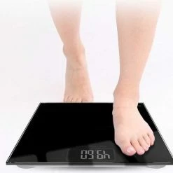 Royalty Line Digitale Badkamerweegschaal 30x30cm -Silvergear Shop 550x528 5