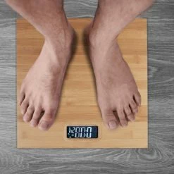 Relaxdays Digitale Personenweegschaal - Digitale Weegschaal - Bamboe - Tot 180 Kg - Kg, Lb 12 Relaxdays Digitale Personenweegschaal - Digitale Weegschaal - Bamboe - Tot 180 Kg - Kg, Lb -Silvergear Shop 550x550 122