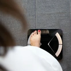 Silvergear Bluetooth Personenweegschaal - Met Zeer Volledige Lichaamsanalyse Met Vetpercentage ? Inclusief Analyse App ? Zwart 23 Silvergear Bluetooth Personenweegschaal - Met Zeer Volledige Lichaamsanalyse Met Vetpercentage ? Inclusief Analyse App ? Zwart -Silvergear Shop 550x550 16