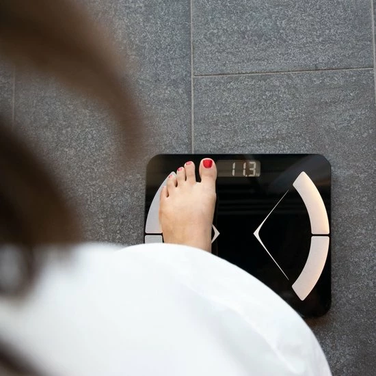 Silvergear Bluetooth Personenweegschaal - Met Zeer Volledige Lichaamsanalyse Met Vetpercentage ? Inclusief Analyse App ? Zwart 12 Silvergear Bluetooth Personenweegschaal - Met Zeer Volledige Lichaamsanalyse Met Vetpercentage ? Inclusief Analyse App ? Zwart - Afbeelding 10