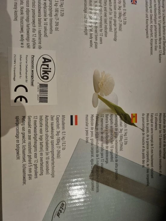 Ariko Elta Digitale Body - Fit Weegschaal - Personenweegschaal - Analyseweegschaal - Wit - Grijs - Afmetingen 28 X 28 X 2.5 Cm - Maximaal 180 KG - Inclusief 2 X AAA Batterijen 6 Ariko Elta Digitale Body - Fit Weegschaal - Personenweegschaal - Analyseweegschaal - Wit - Grijs - Afmetingen 28 X 28 X 2.5 Cm - Maximaal 180 KG - Inclusief 2 X AAA Batterijen - Afbeelding 4